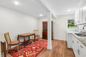 Pinewoods Dr-S1010-045.jpg