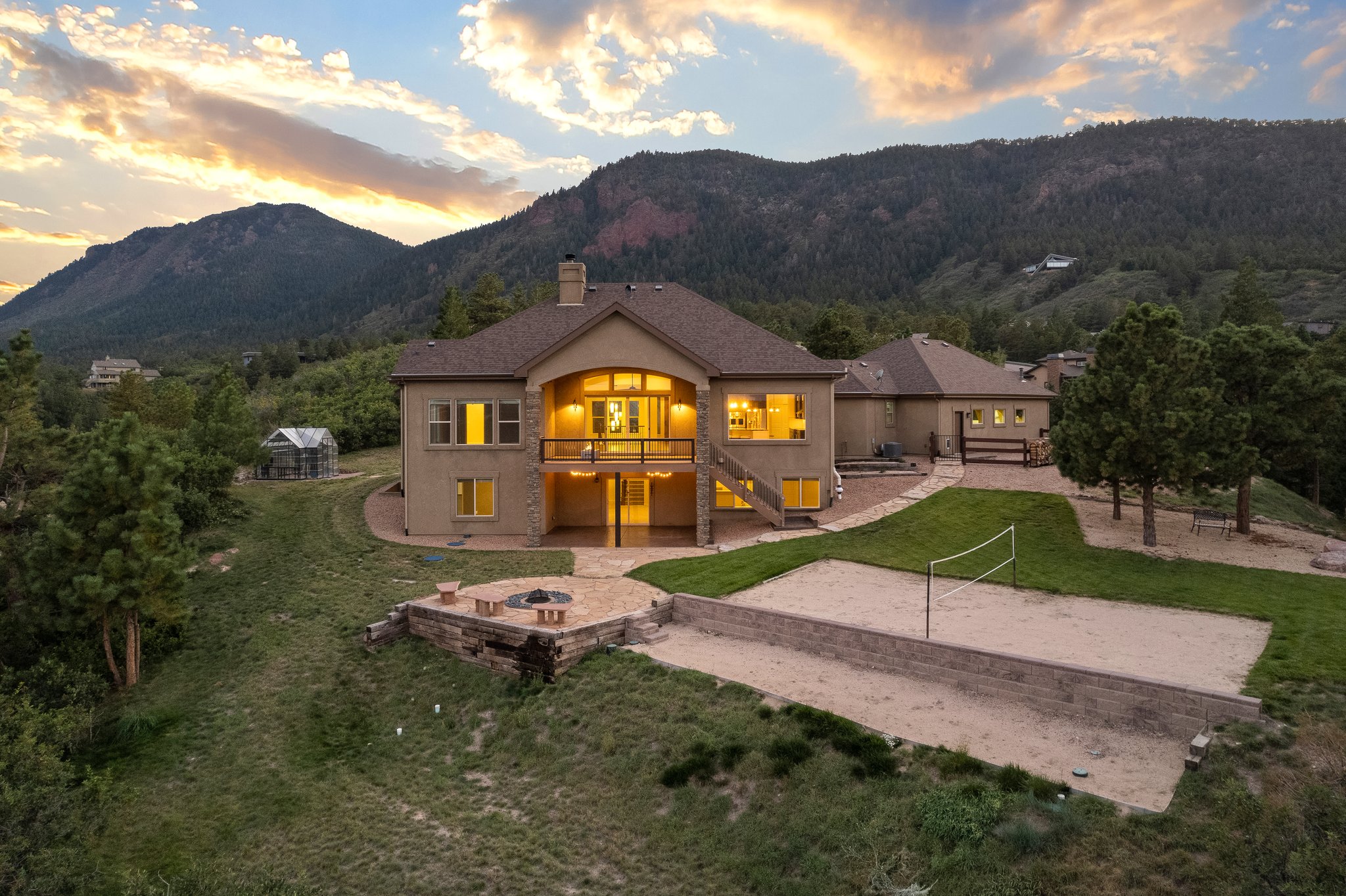 4580 Redstone Ridge Rd, Monument, CO 80132 The Denver Creative Group
