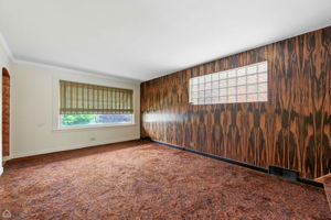 4583 N McVicker Ave_003