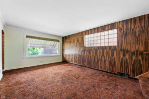 4583 N McVicker Ave_004