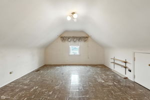 4583 N McVicker Ave_012