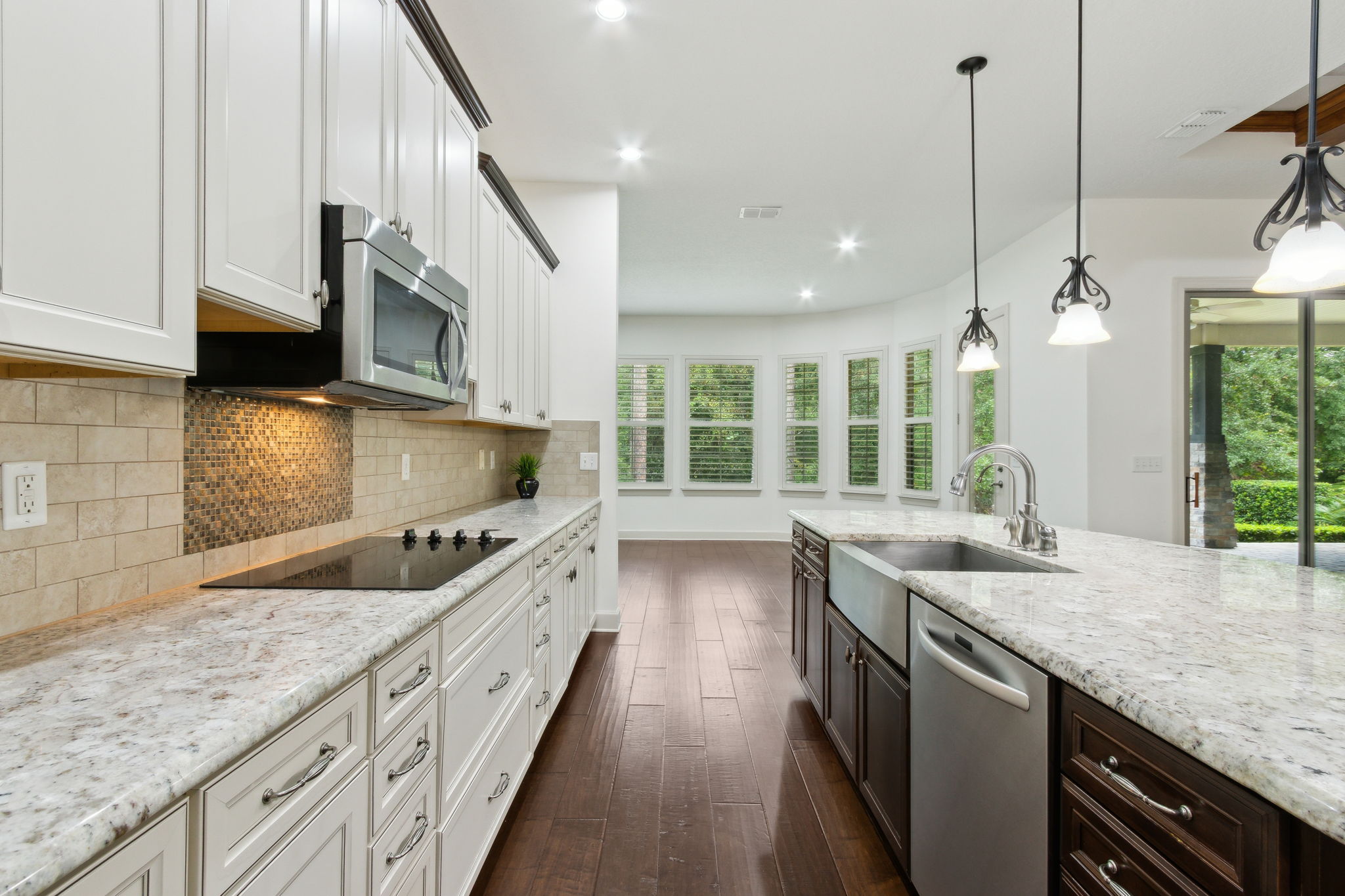 Great Counter Space