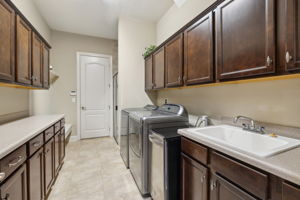 Laundry/Mud Room