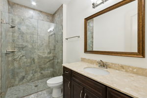 Bathromm 2
