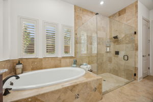 Garden Tub & Seamless Glass Shower