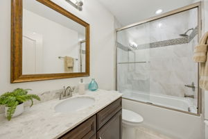 2nd Floor Bath - Hall Bath