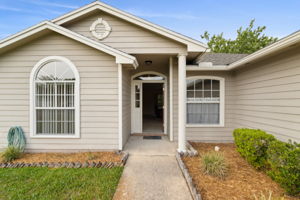 Front Entry Detail