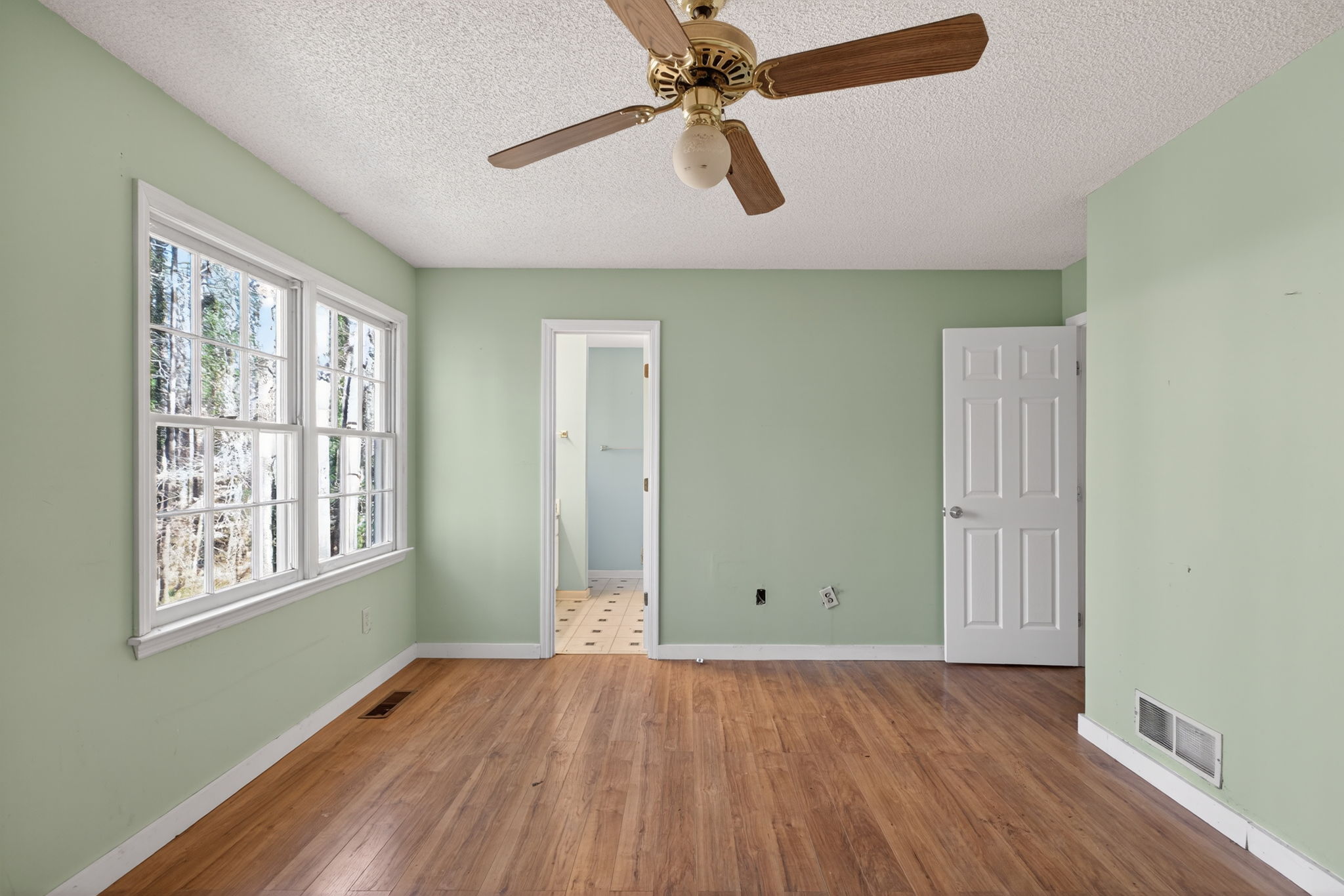 mppmedia4585muirwoodcir20