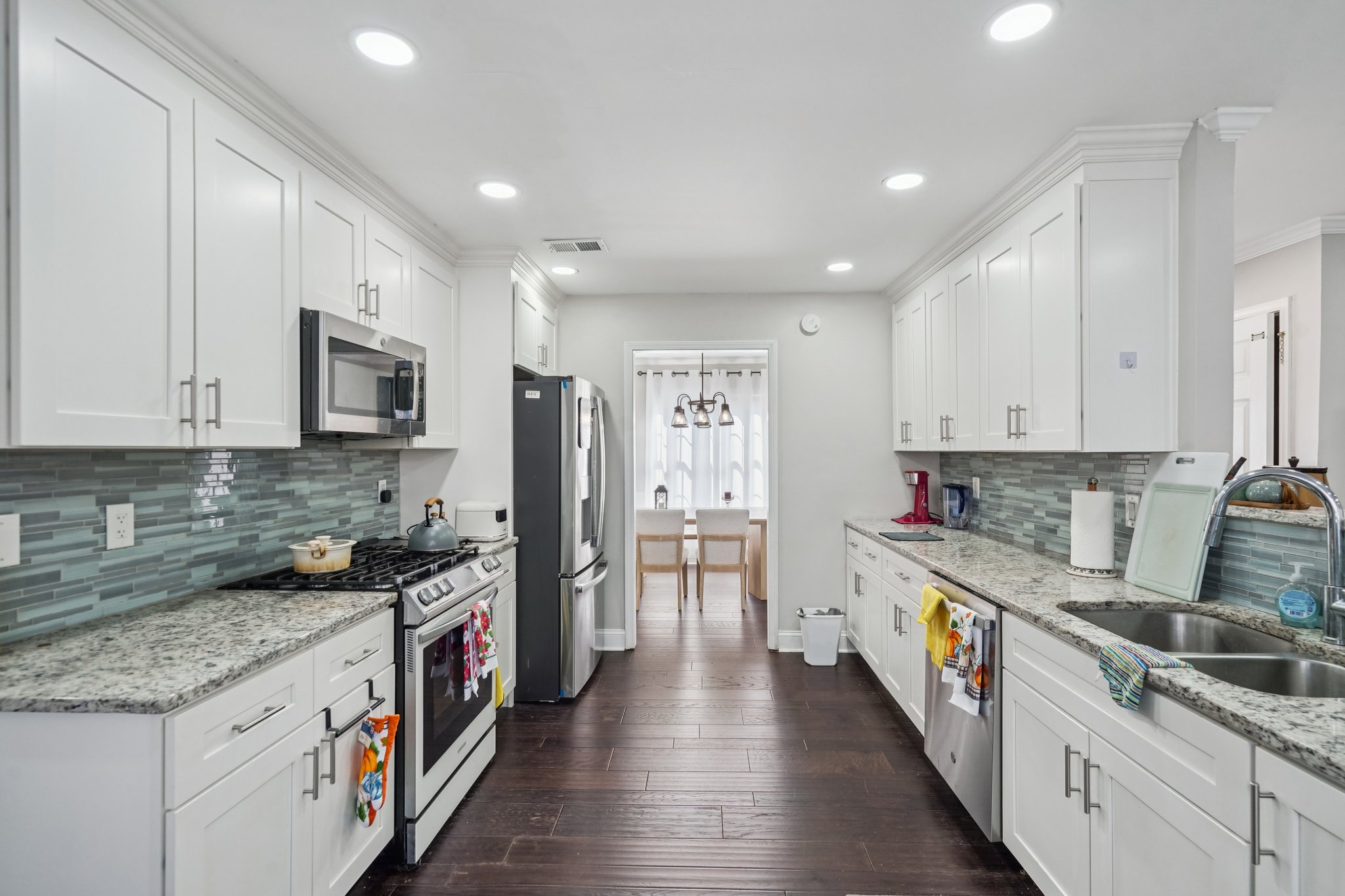 Duane Dr-S1102-012.jpg