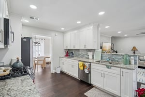 Duane Dr-S1102-013.jpg