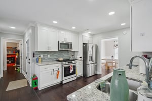 Duane Dr-S1102-014.jpg