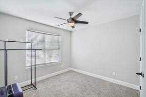 Duane Dr-S1102-021.jpg