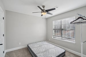 Duane Dr-S1102-022.jpg