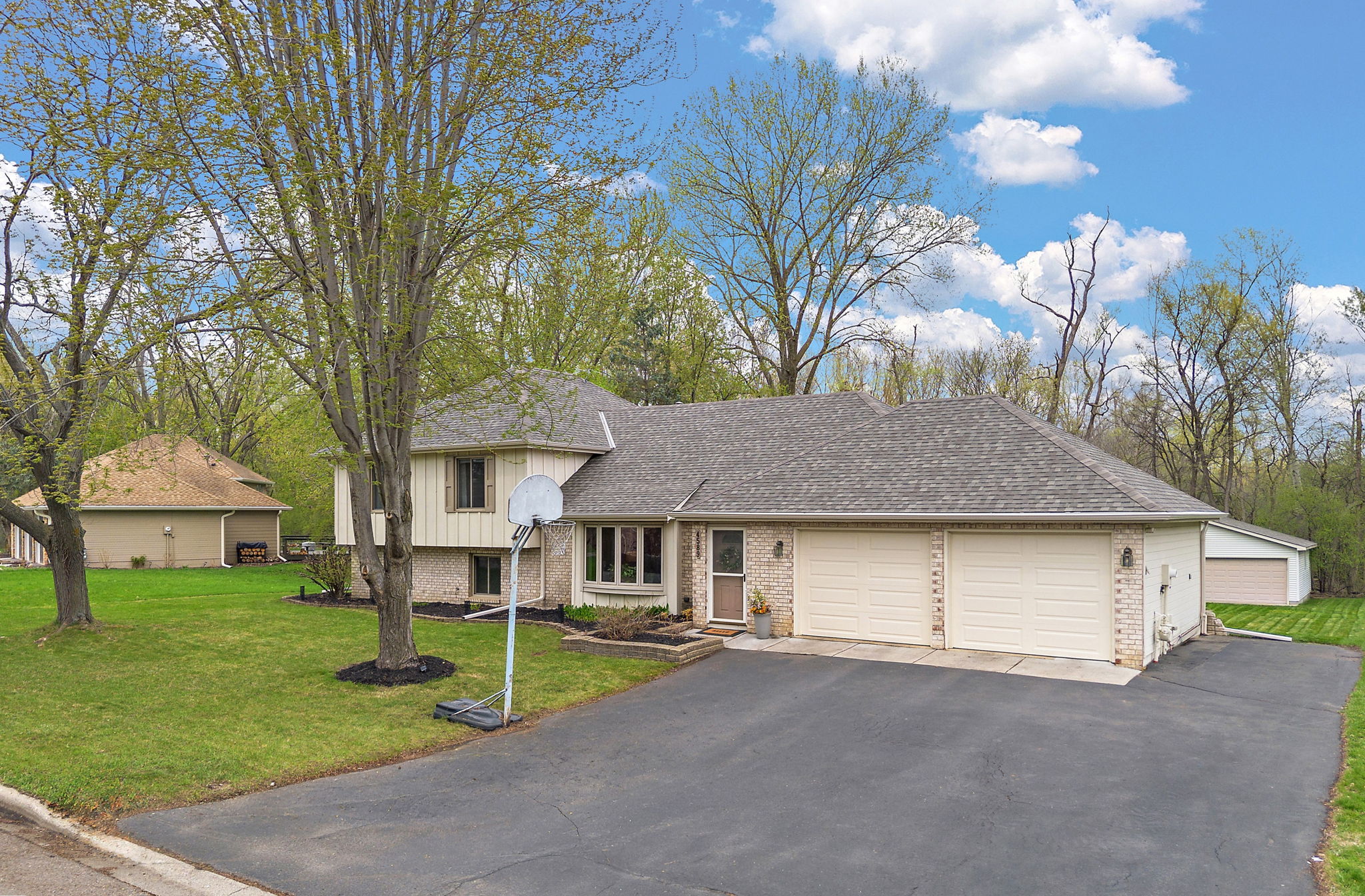 UAV Vision Media (2)