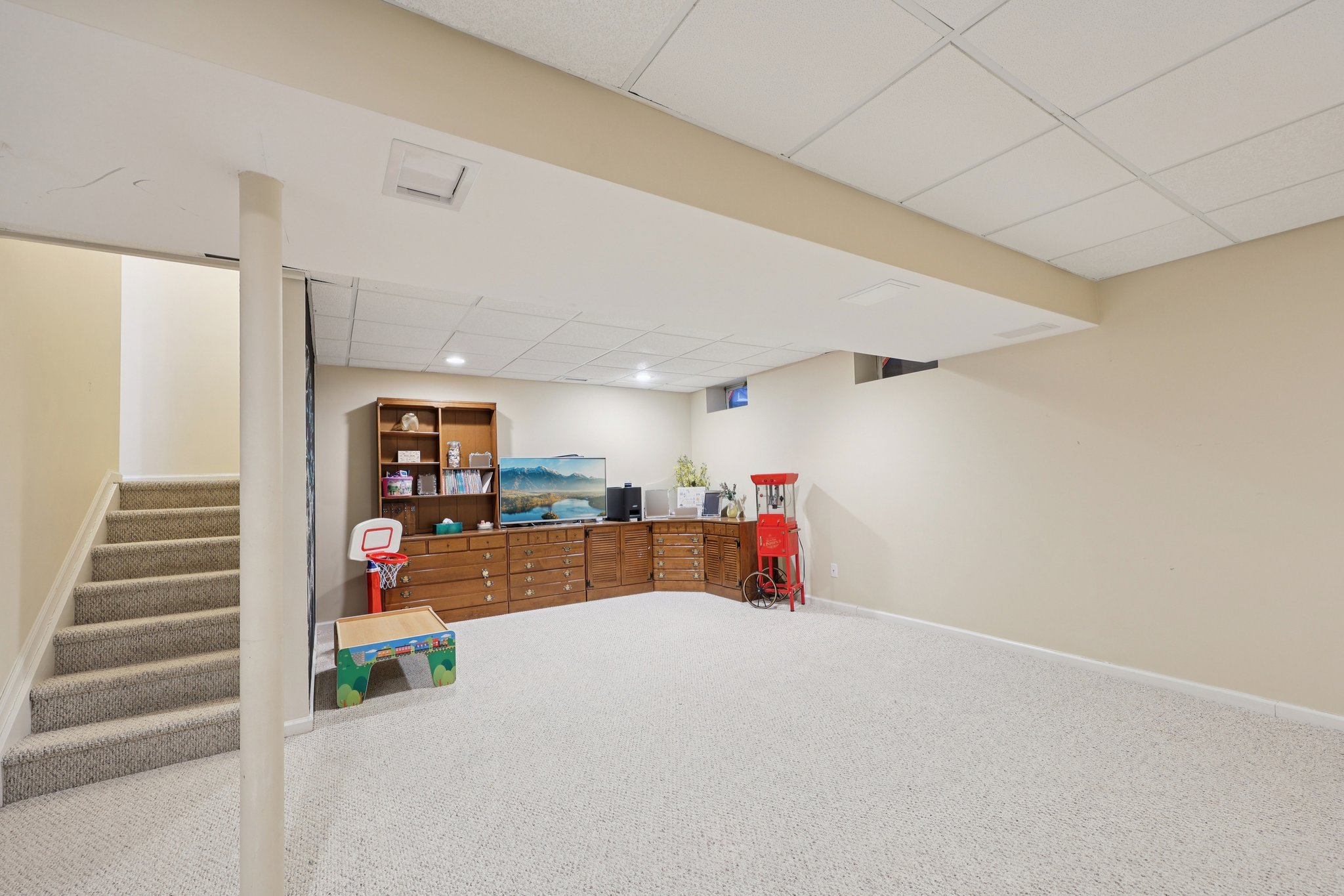 Lost River Ct 459-S0303-038.jpg