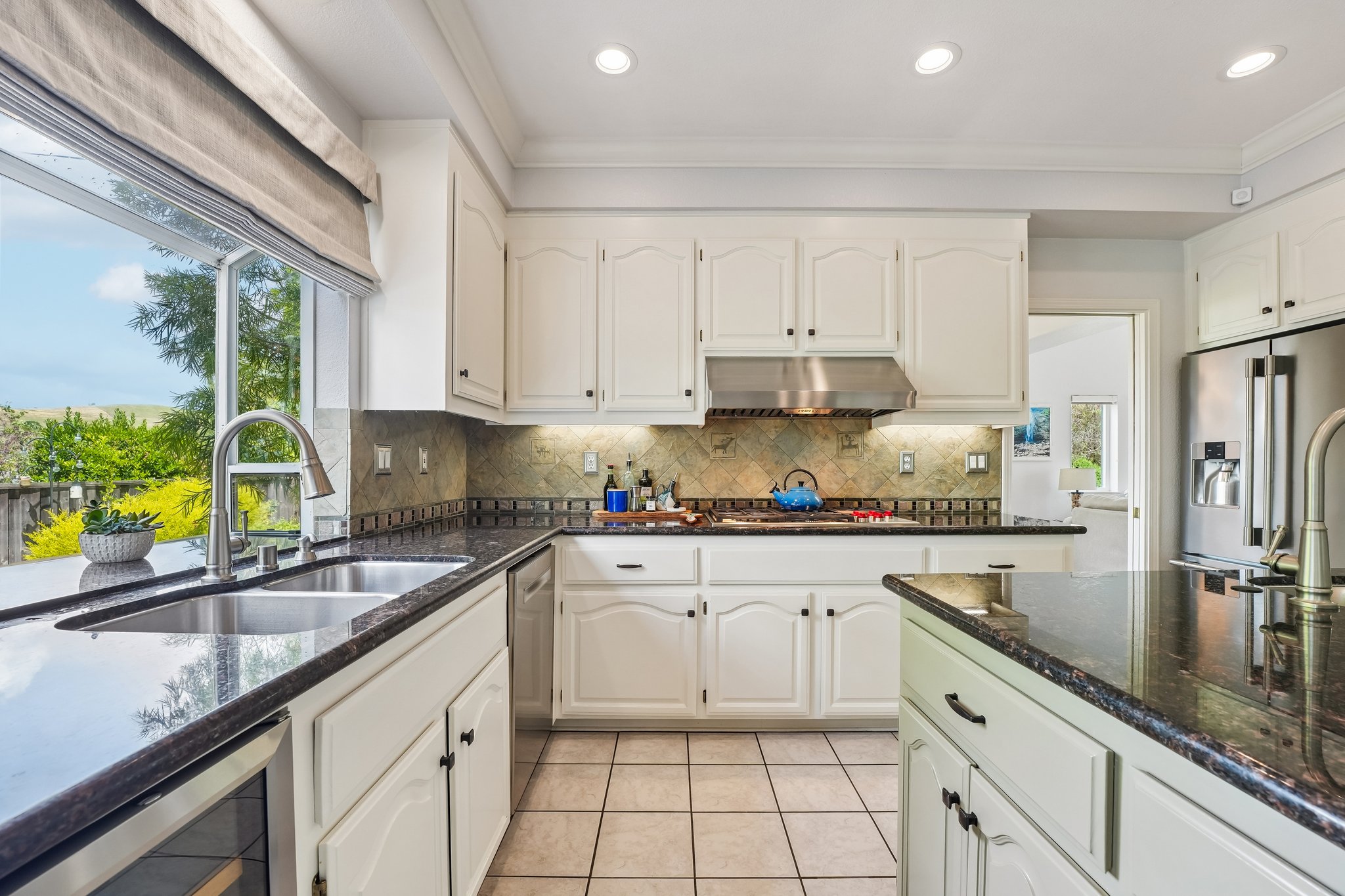 Obsidian Way-S2204-026.jpg