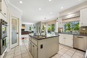 Obsidian Way-S2204-025.jpg