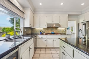 Obsidian Way-S2204-026.jpg