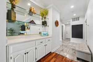 Obsidian Way-S2204-030.jpg