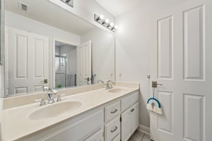 Obsidian Way-S2204-050.jpg