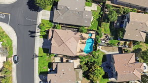 007_F8_AERIAL_4597 Bonsai Ave