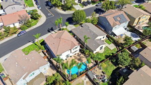 009_F8_AERIAL_4597 Bonsai Ave