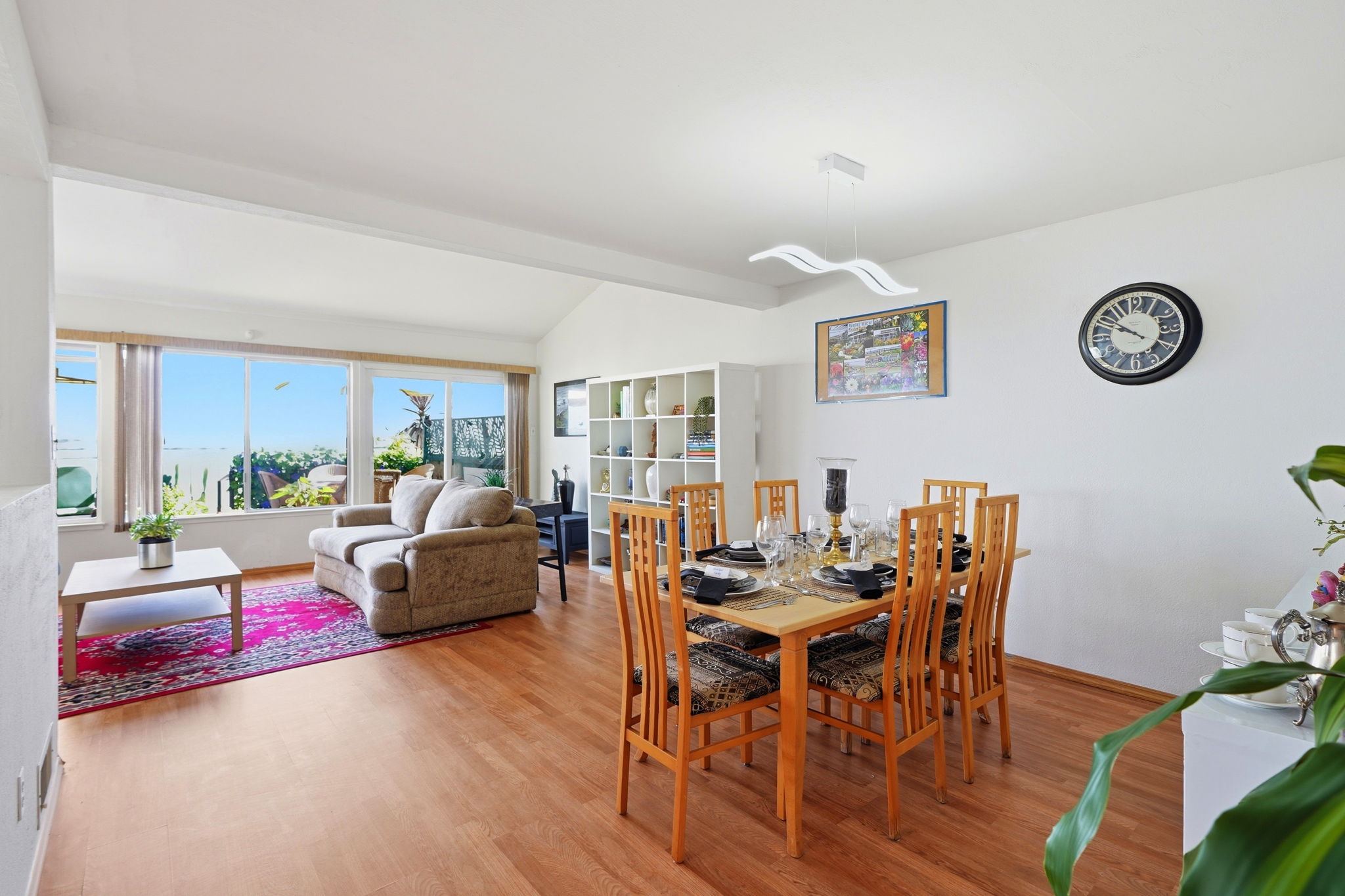 014_F8_46 Edgewater Pl