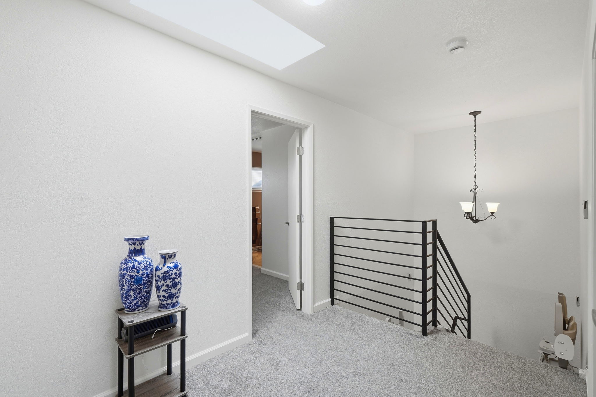 017_F8_46 Edgewater Pl