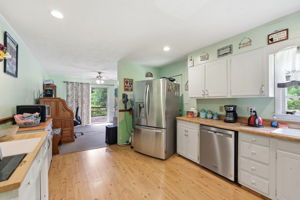  Photo 46