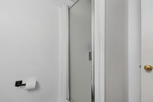 Photo 35