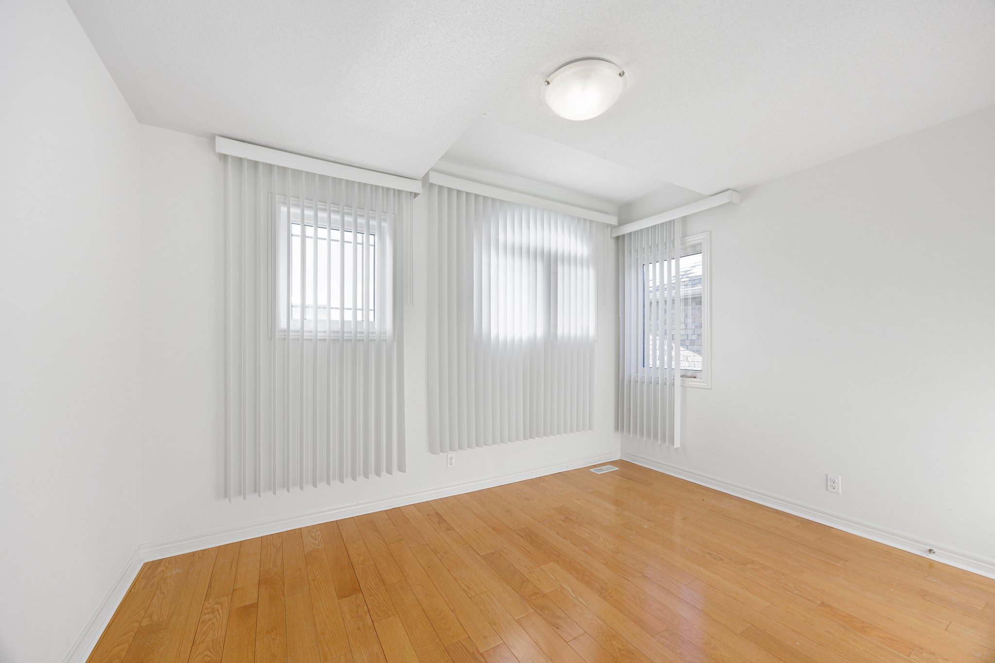 East Gwillimbury property showcase — delivered property photograph 13