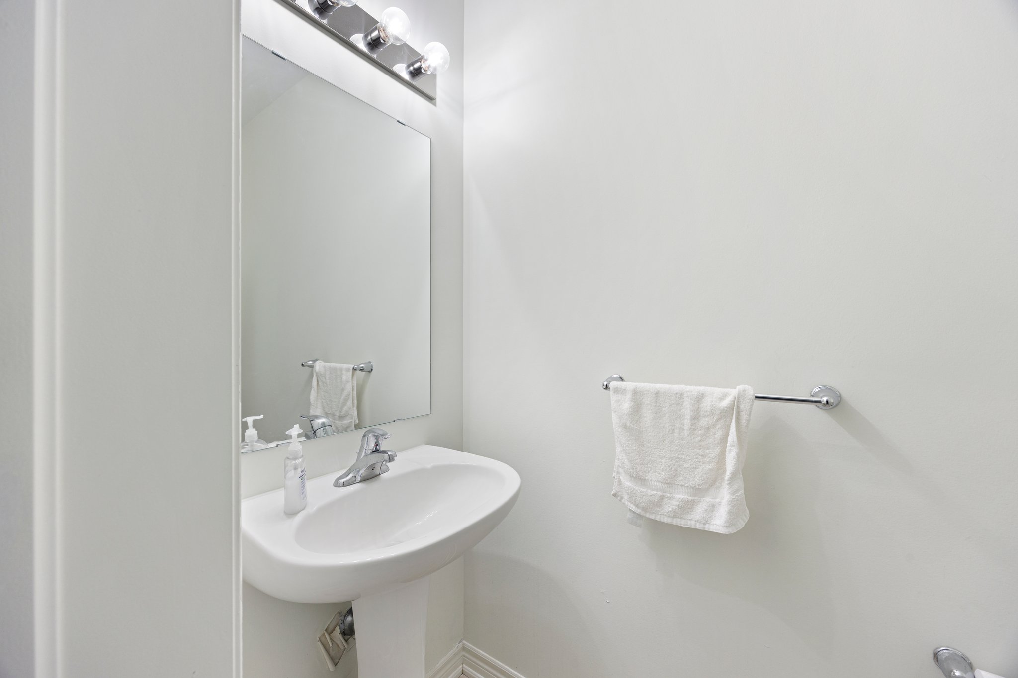 East Gwillimbury property showcase — delivered property photograph 10