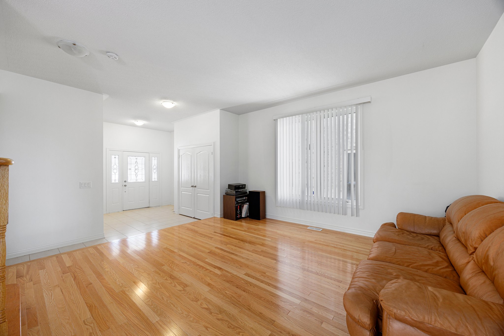 East Gwillimbury property showcase — delivered property photograph 4