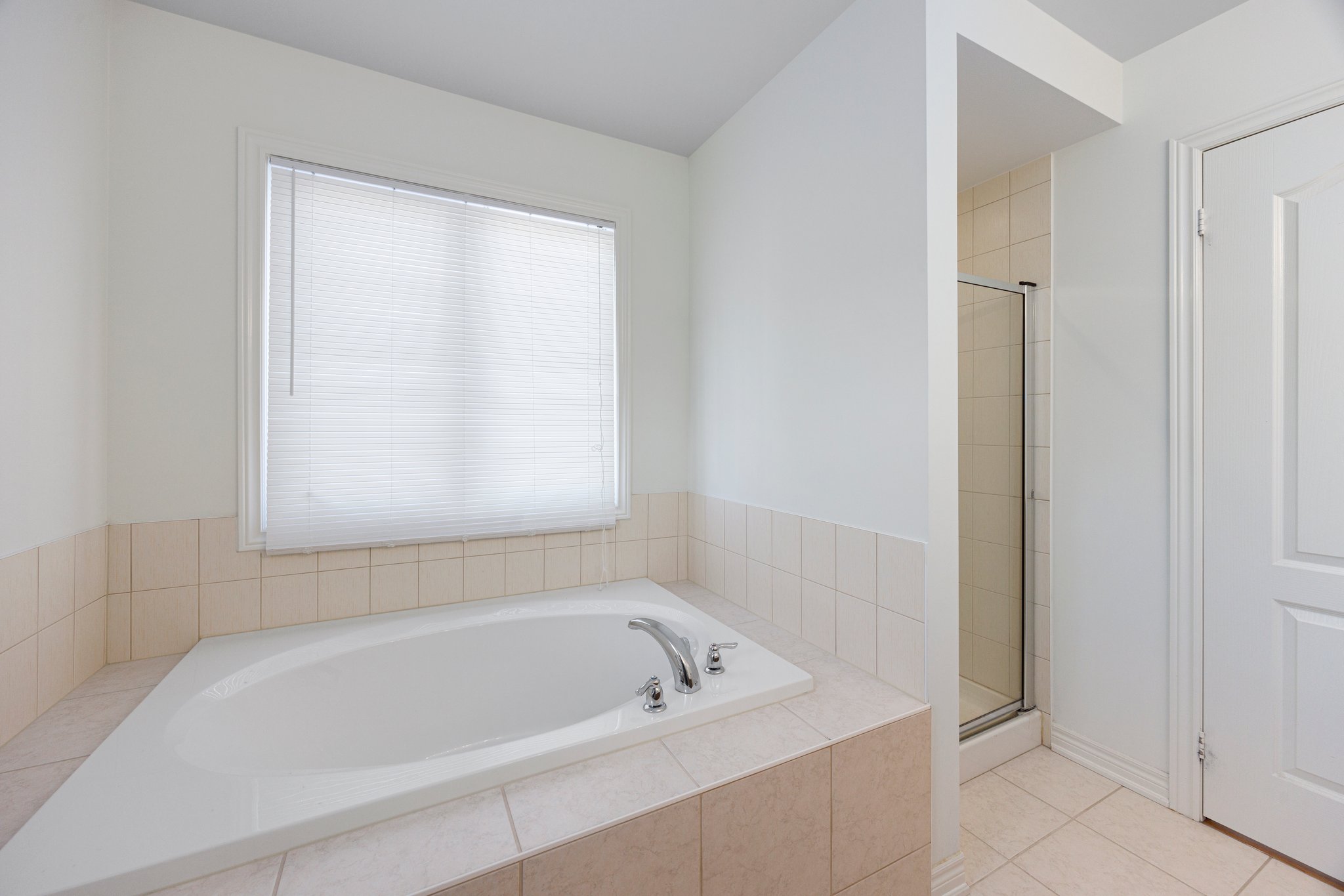 East Gwillimbury property showcase — delivered property photograph 22