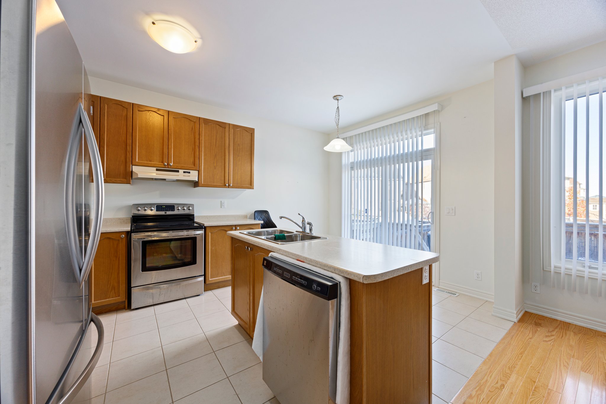 East Gwillimbury property showcase — delivered property photograph 6