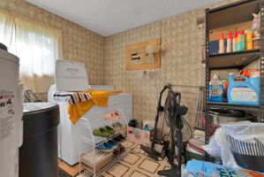  Photo 36