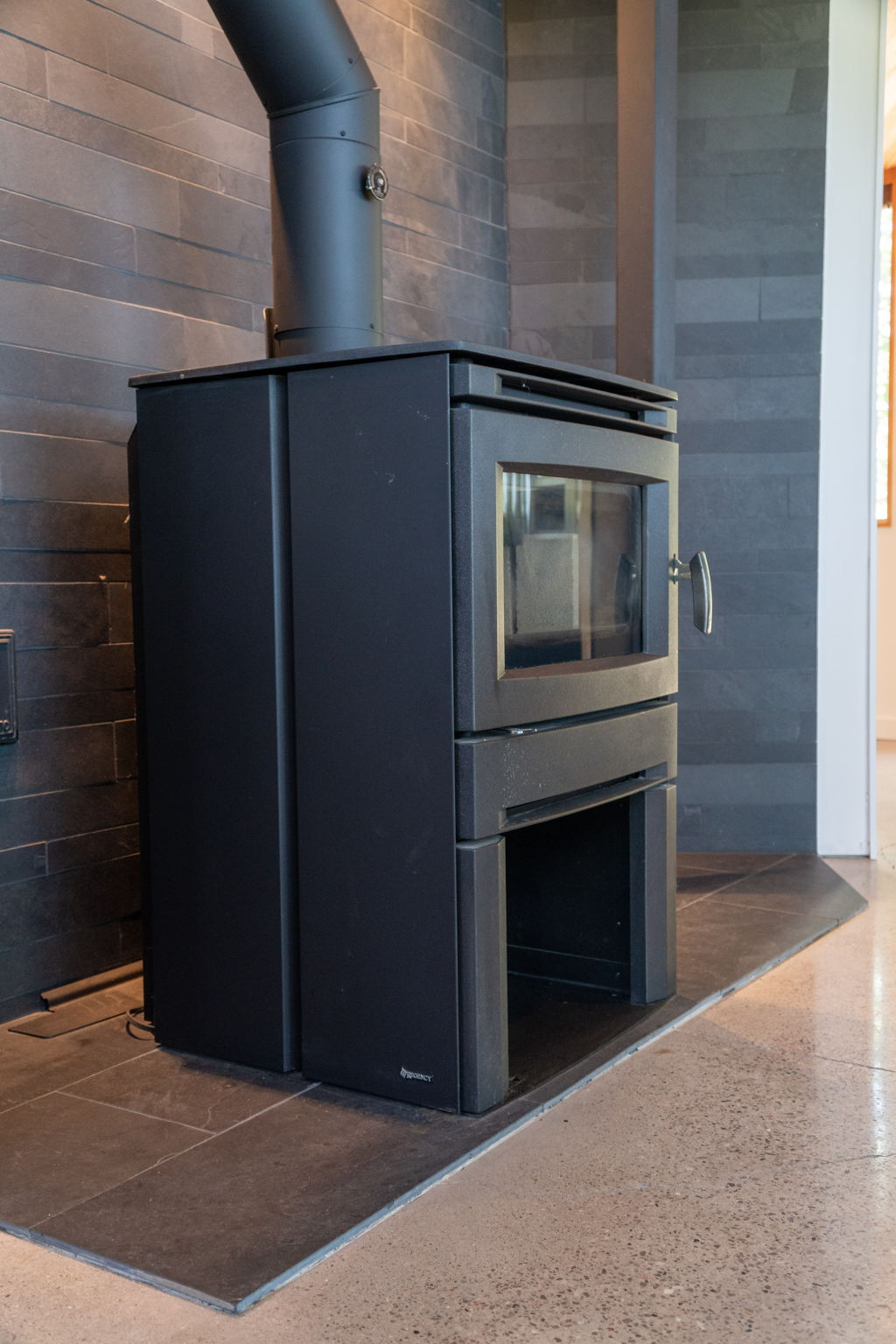 Property showcase — delivered property photograph 60