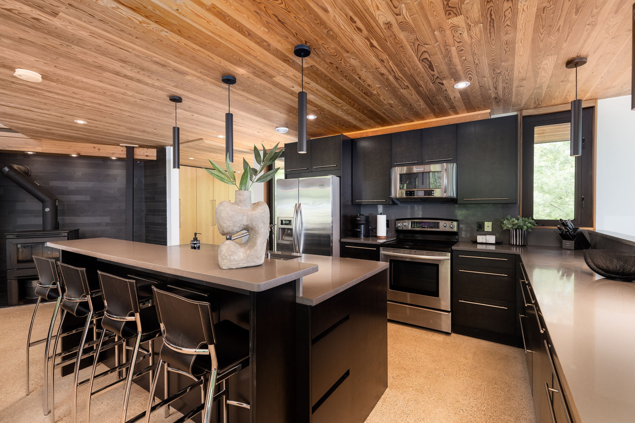 Property showcase — delivered property photograph 4