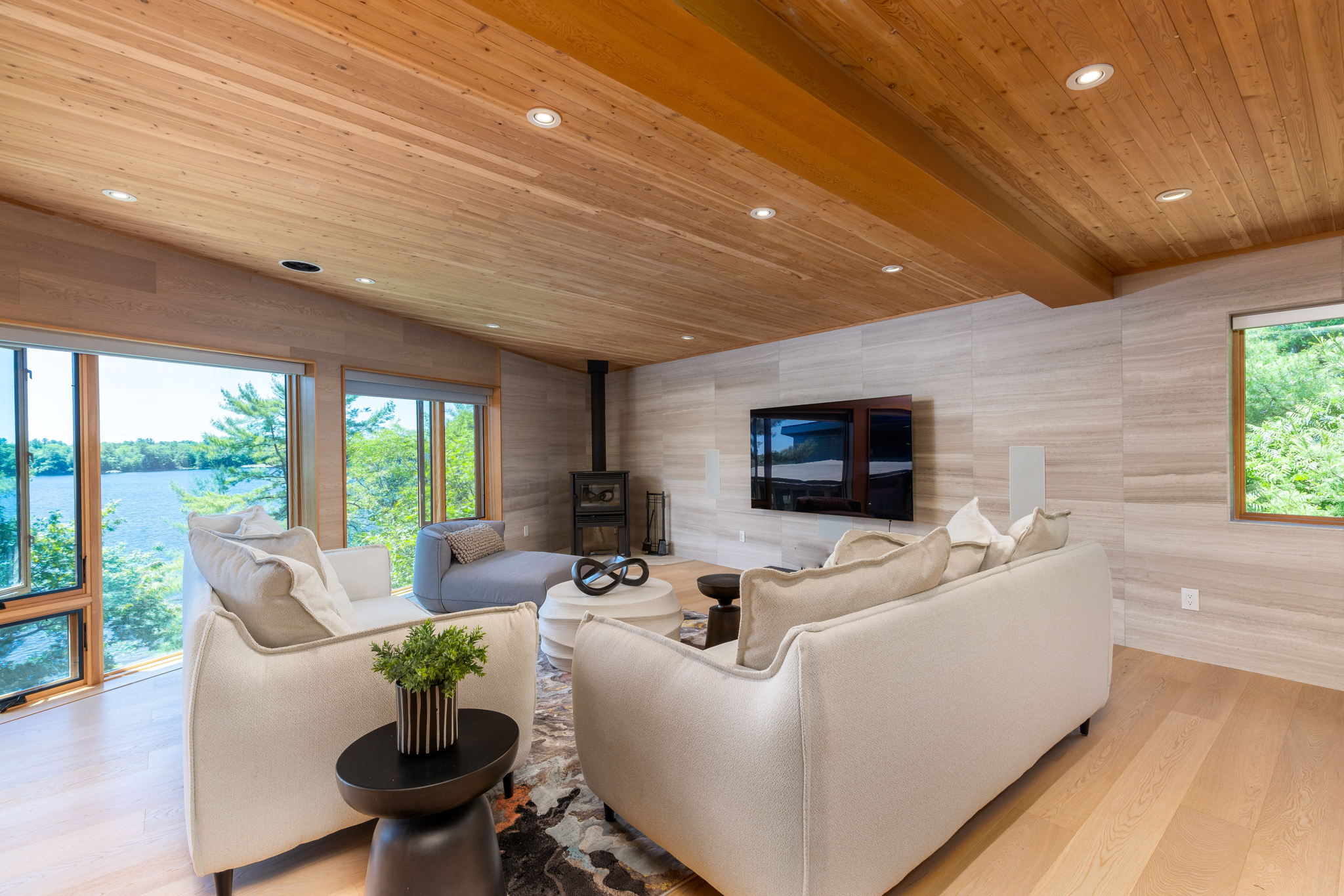 Property showcase — delivered property photograph 38