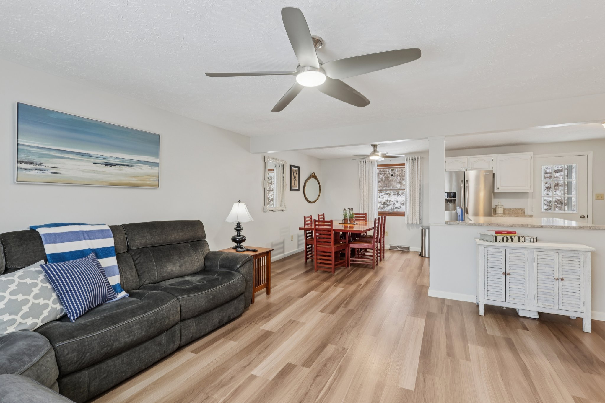 Marion Dr-S2201-013.jpg