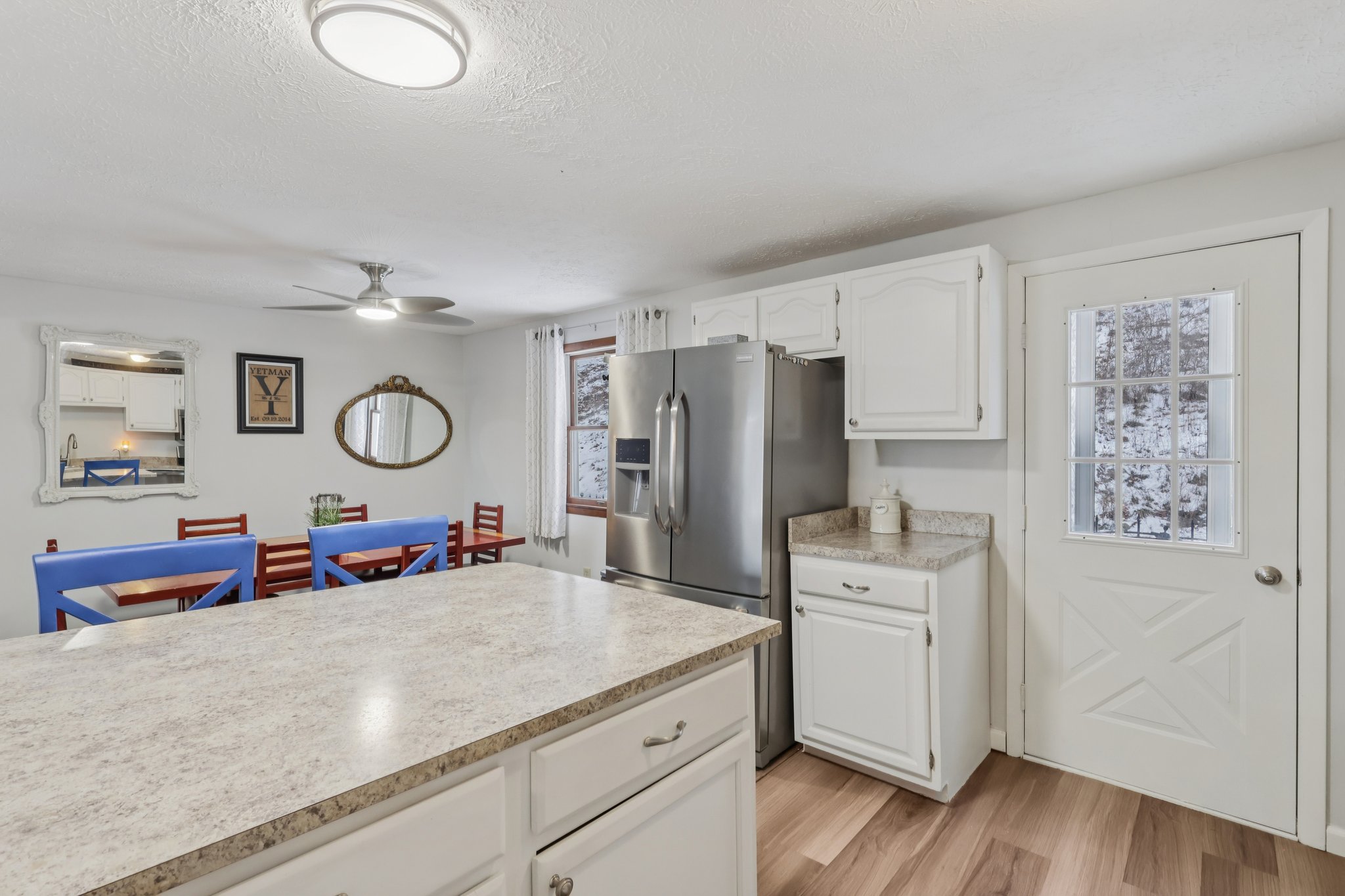 Marion Dr-S2201-020.jpg