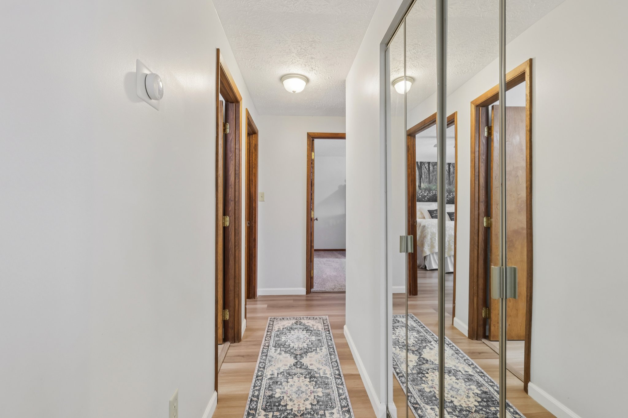 Marion Dr-S2201-028.jpg