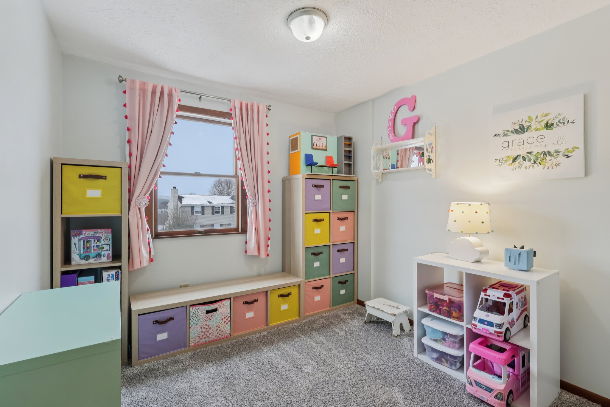 Marion Dr-S2201-029.jpg