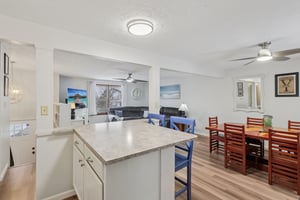 Marion Dr-S2201-017.jpg