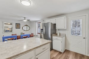 Marion Dr-S2201-020.jpg