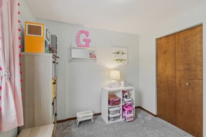 Marion Dr-S2201-031.jpg