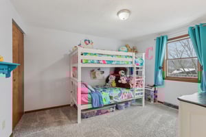 Marion Dr-S2201-032.jpg