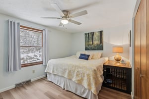 Marion Dr-S2201-035.jpg