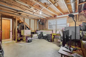 Marion Dr-S2201-040.jpg