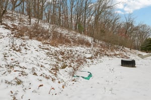 Marion Dr-S2201-046.jpg